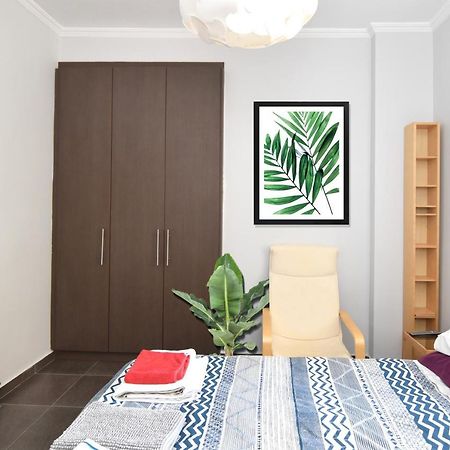 Modern Apartment In The Heart Of The City 라리사 외부 사진